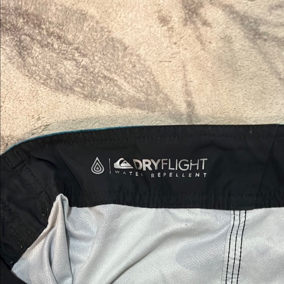 Quicksilver Gradient Swim Trunks - Black, Blue, Orange - Picture 6 of 6